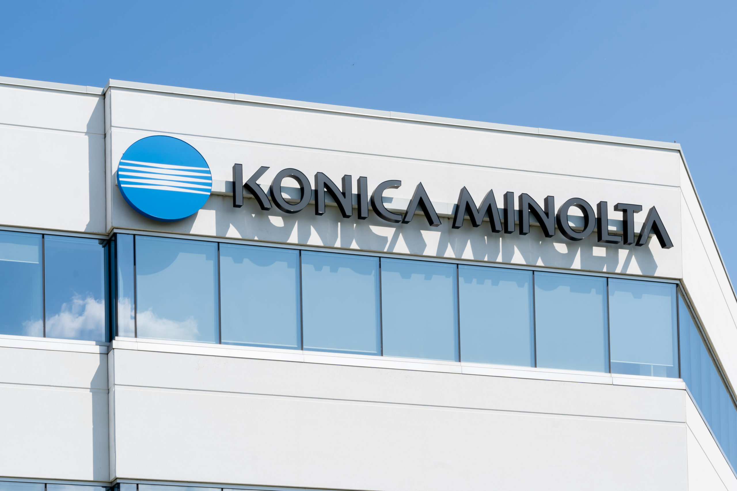 Konica-Minolta-logo-offices-shutterstock_2005975682-scaled.jpg