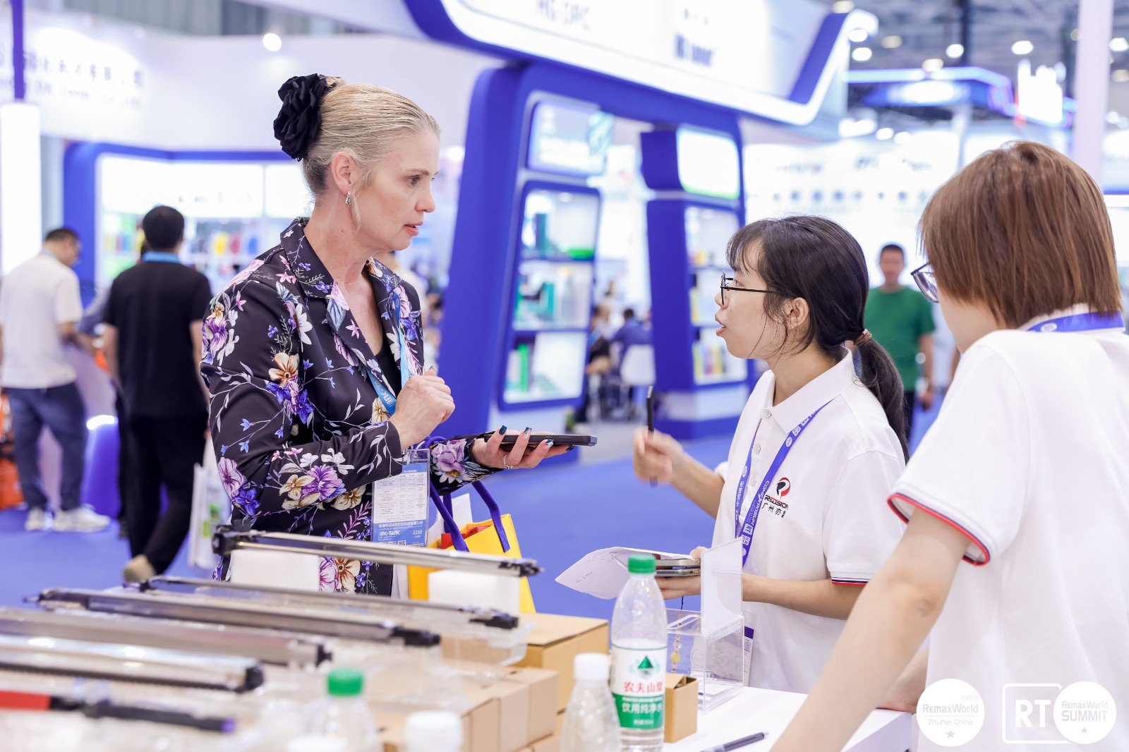 海外观众 (4).jpg