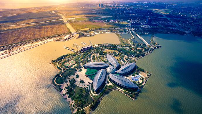 上海自贸区临港新片区揭牌一年来引资逾2700亿元